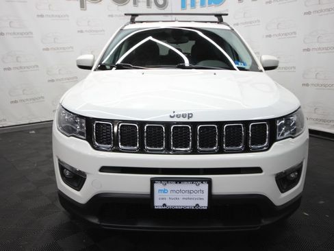 Used 2020 Jeep Compass Latitude AWD/4WD image 11