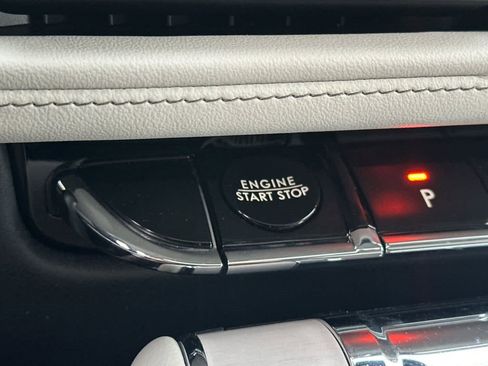 Used 2025 Lincoln Aviator Reserve image 24