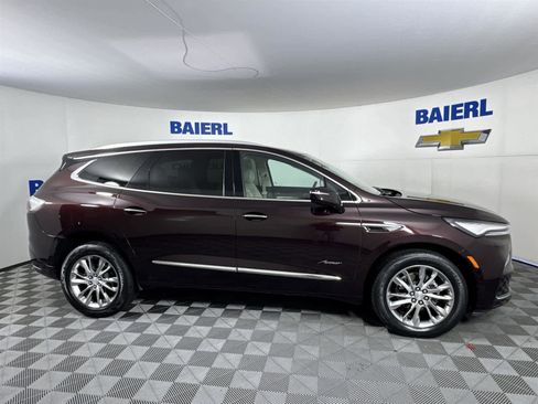 Used 2022 Buick Enclave Avenir w/ Avenir Technology Package image 6