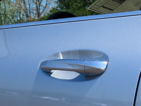 Certified 2025 Mercedes-Benz GLA 250 4MATIC image 17