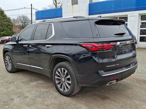 Used 2023 Chevrolet Traverse Premier image 6