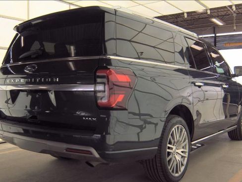 Used 2023 Ford Expedition Max Platinum RWD image 4