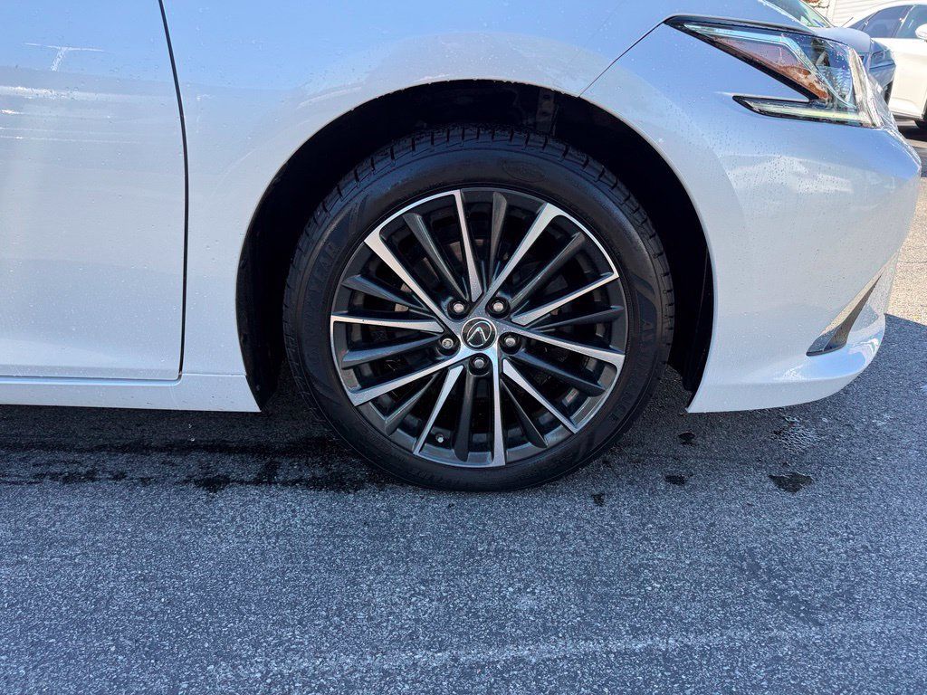 Used 2023 Lexus ES 350 w/ Premium Package FWD image 28