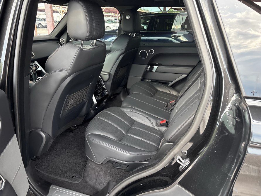 Used 2017 Land Rover Range Rover Sport AWD/4WD image 6
