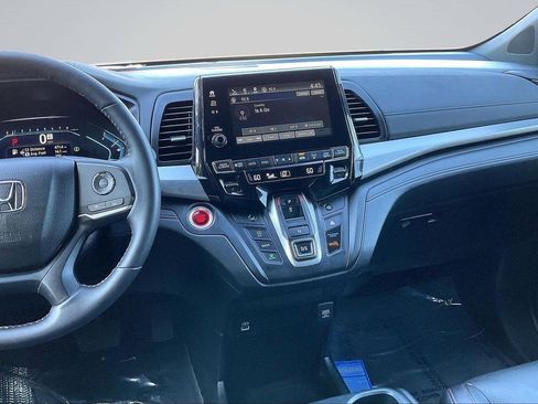 Used 2024 Honda Odyssey Sport image 7