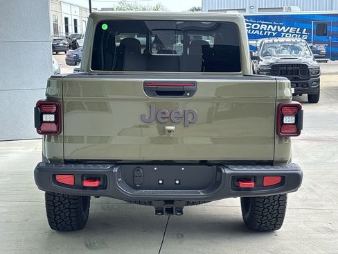 New 2026 Jeep Gladiator Rubicon AWD/4WD image 4