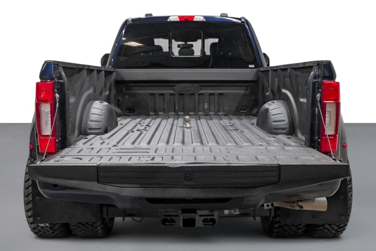 Used 2022 Ford F450 Platinum w/ FX4 Off-Road Package AWD/4WD image 61