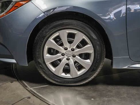 Certified 2021 Toyota Corolla LE image 10