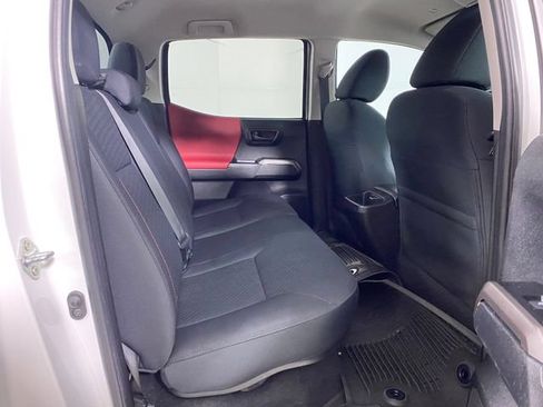 Certified 2023 Toyota Tacoma SR5 AWD/4WD image 9