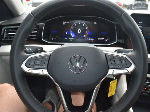 Used 2025 Volkswagen Jetta S FWD image 13