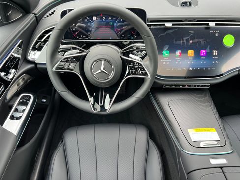 New 2026 Mercedes-Benz E 350 4MATIC Sedan image 14