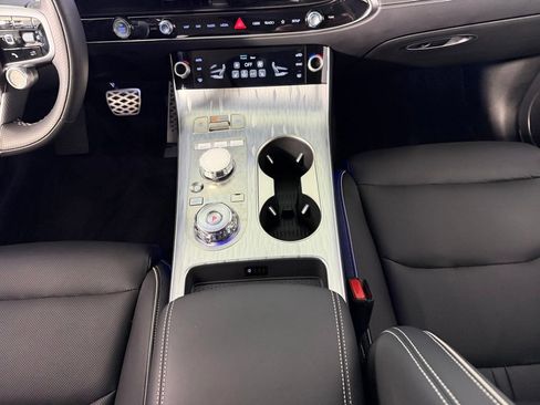Used 2026 Genesis Electrified GV70 AWD/4WD image 17