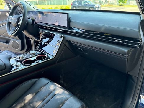 Used 2025 Genesis GV80 AWD 2.5T Standard image 44