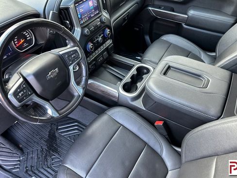 Certified 2022 Chevrolet Silverado 3500 LTZ w/ LTZ Plus Package image 10