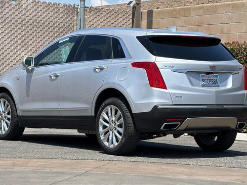 Used 2018 Cadillac XT5 Platinum w/ Driver Assist Package AWD/4WD image 6