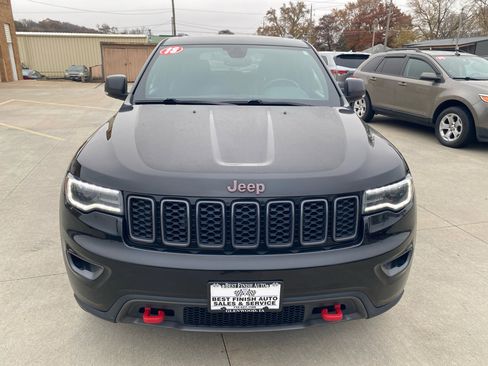 Used 2018 Jeep Grand Cherokee Trailhawk w/ Trailhawk Luxury Group image 3