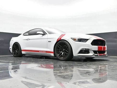 Used 2015 Ford Mustang GT Premium w/ GT Performance Package RWD image 38