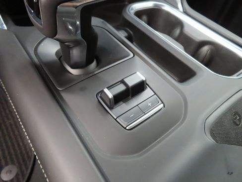 Used 2022 GMC Sierra 1500 Denali Ultimate image 49