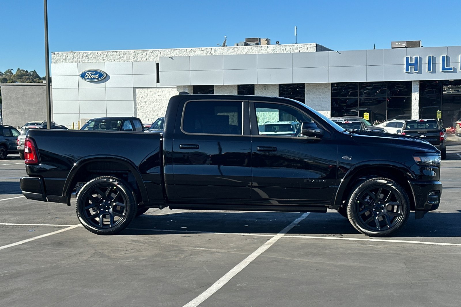 New 2027 RAM 1500 Laramie AWD/4WD image 3