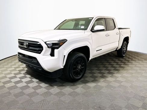 Certified 2025 Toyota Tacoma SR5 RWD image 5