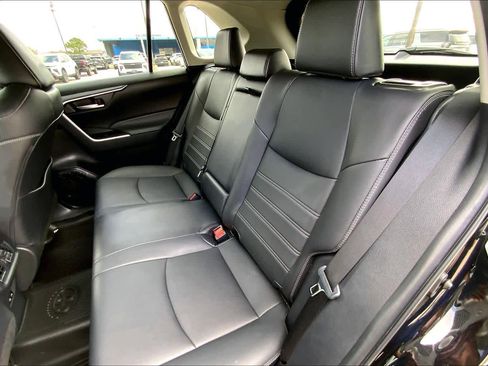 Used 2024 Toyota RAV4 XLE Premium image 20