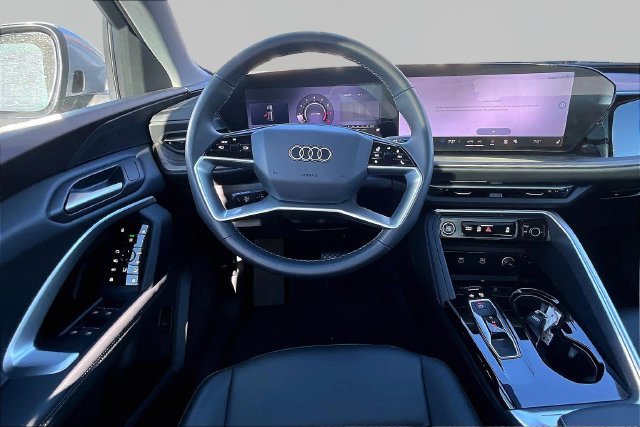 Used 2026 Audi Q5 Premium w/ Convenience Package AWD/4WD image 5