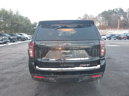 Used 2023 Chevrolet Suburban RST w/ Luxury Package image 5