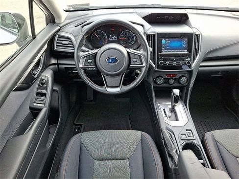 Used 2019 Subaru Crosstrek 2.0i Premium image 11