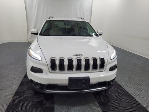 Used 2016 Jeep Cherokee Limited FWD image 14