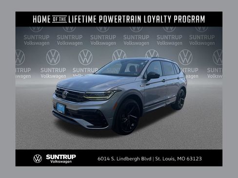 Used 2023 Volkswagen Tiguan SE R-Line FWD image 1