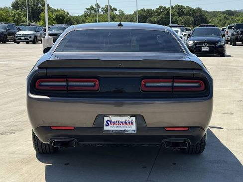 Used 2020 Dodge Challenger R/T w/ Performance Handling Group RWD image 5