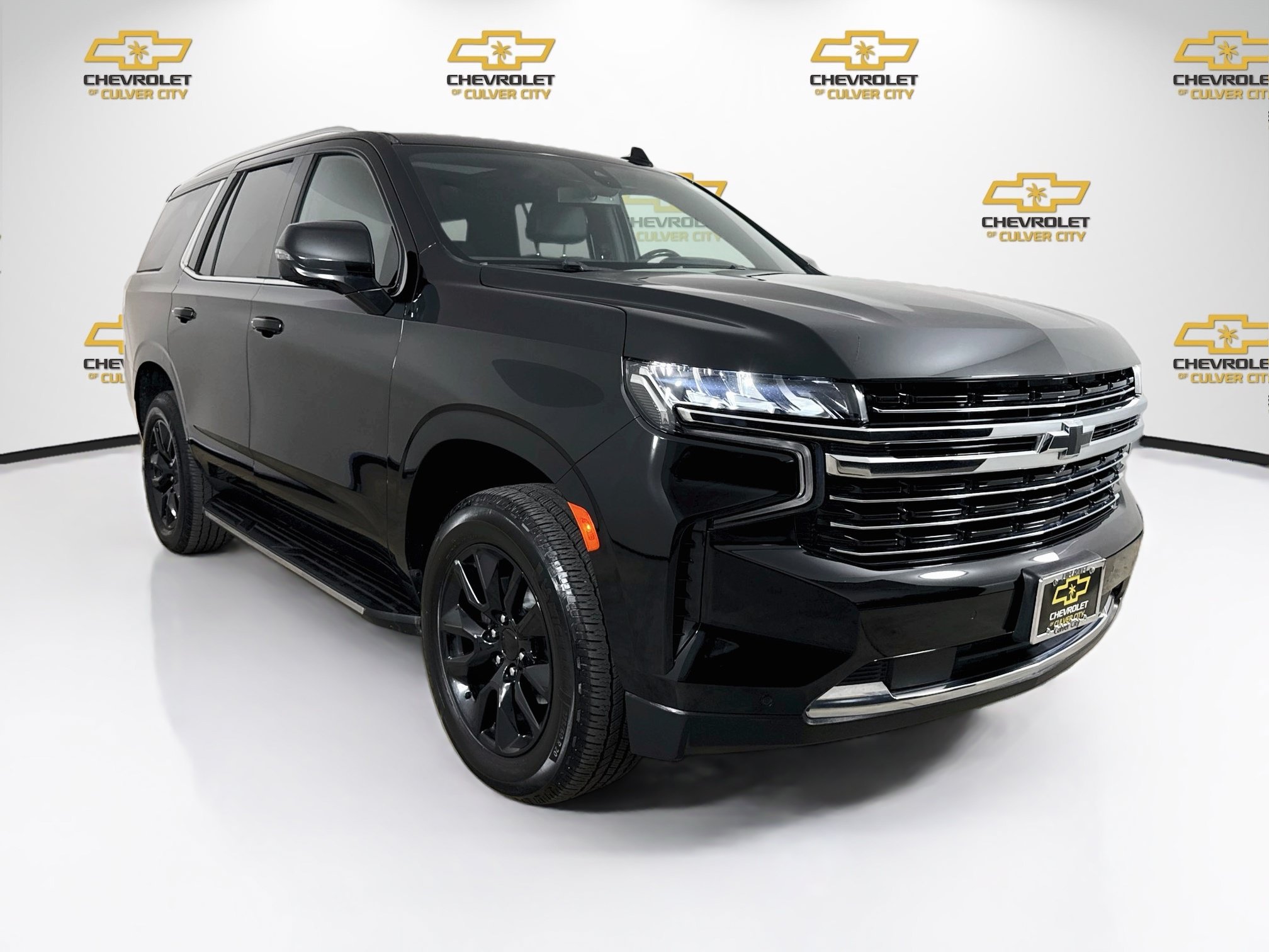 Used 2022 Chevrolet Tahoe LT w/ LT Signature Plus Package RWD image 1