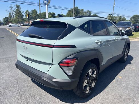 Used 2024 Hyundai Kona SEL w/ Convenience Package AWD/4WD image 5