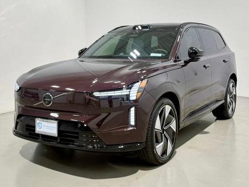 Used 2025 Volvo EX90 Ultra AWD/4WD image 8