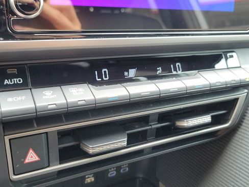 Certified 2026 Toyota Camry SE FWD image 19