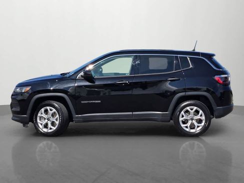 Used 2025 Jeep Compass Sport AWD/4WD image 3