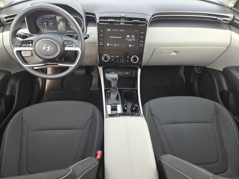 Used 2022 Hyundai Tucson SEL image 2