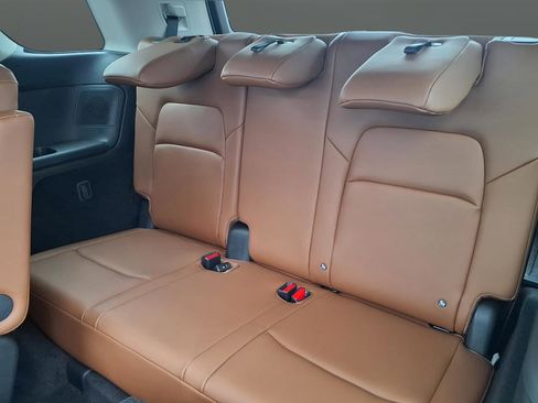 New 2026 Nissan Pathfinder Platinum AWD/4WD image 13