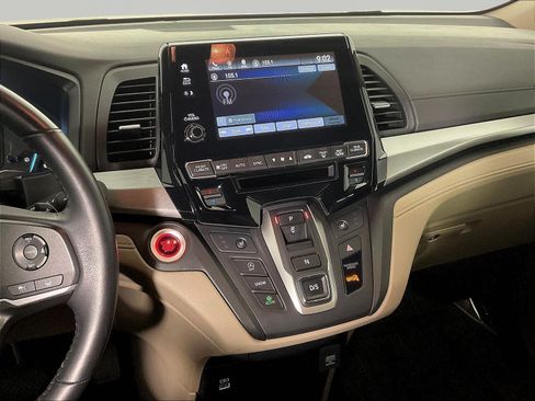 Used 2024 Honda Odyssey EX-L image 9