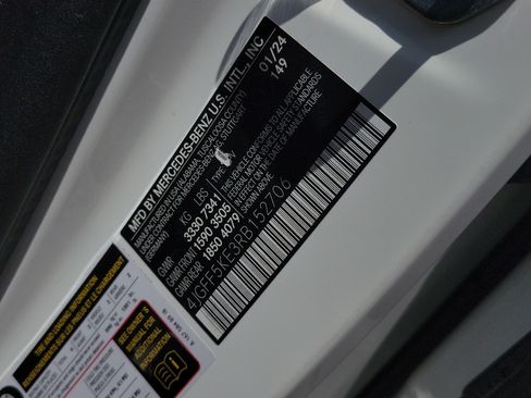 Used 2024 Mercedes-Benz GLS 450 4MATIC image 31