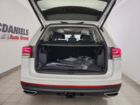 New 2026 Volkswagen Atlas SE FWD image 37