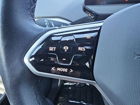 Certified 2023 Volkswagen ID.4 S RWD image 17