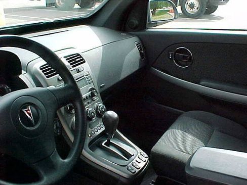Used 2006 Pontiac Torrent 2WD image 16