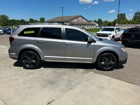Used 2019 Dodge Journey Crossroad AWD/4WD image 4
