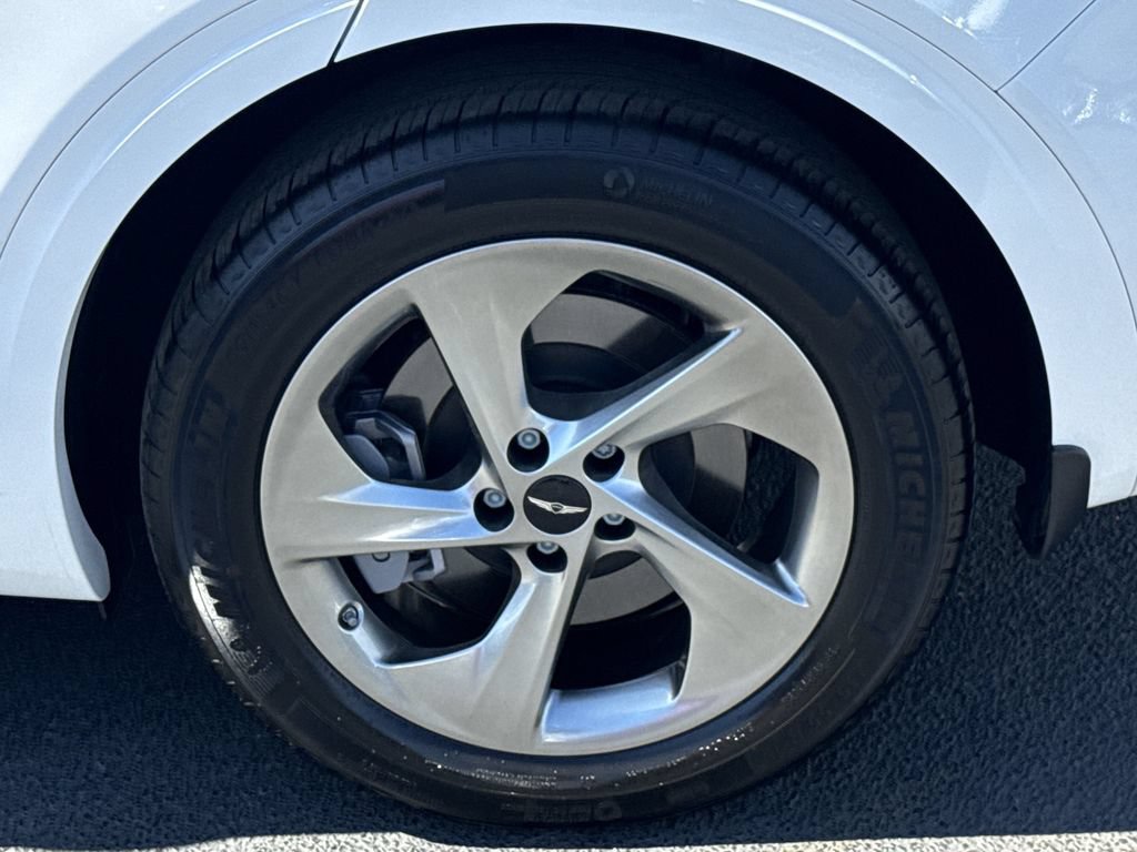 Used 2026 Genesis GV70 2.5T Advanced AWD/4WD image 19