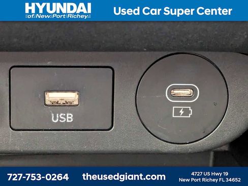 Used 2024 Hyundai Elantra SEL FWD image 22