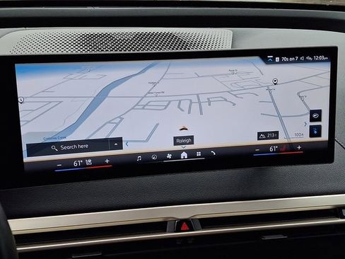 Used 2024 BMW iX xDrive50 image 20