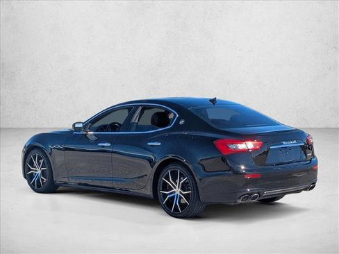 Used 2014 Maserati Ghibli image 7