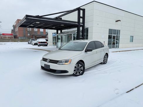 Used 2012 Volkswagen Jetta S image 1