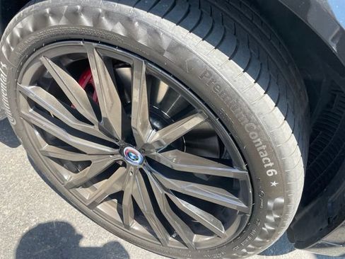 Used 2023 BMW X5 M50i w/ Executive Package AWD/4WD image 21